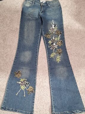 Women's Blue Flare Jeans with Floral Appliqué